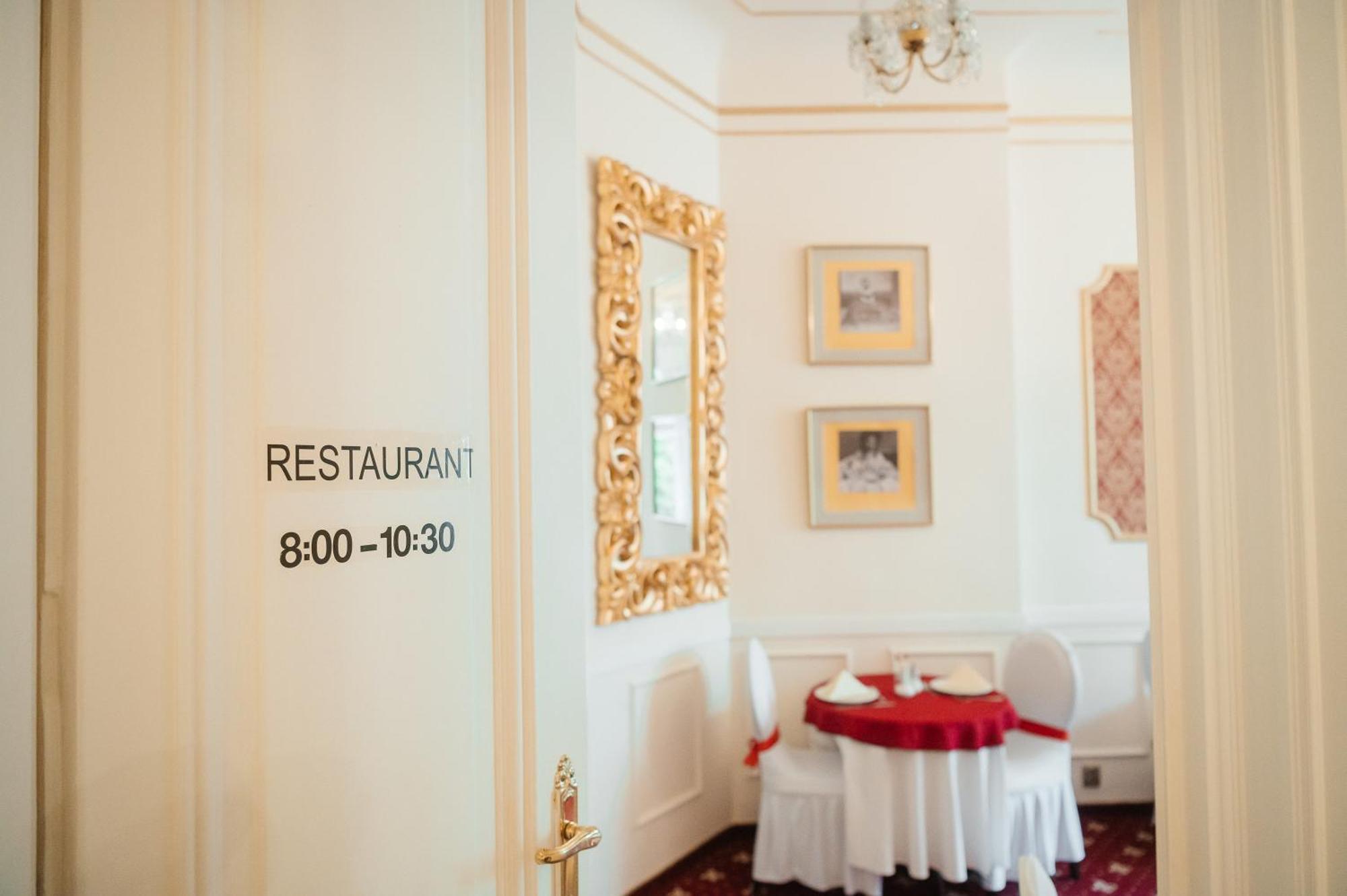 Alisa Hotel Karlovy Vary Kültér fotó